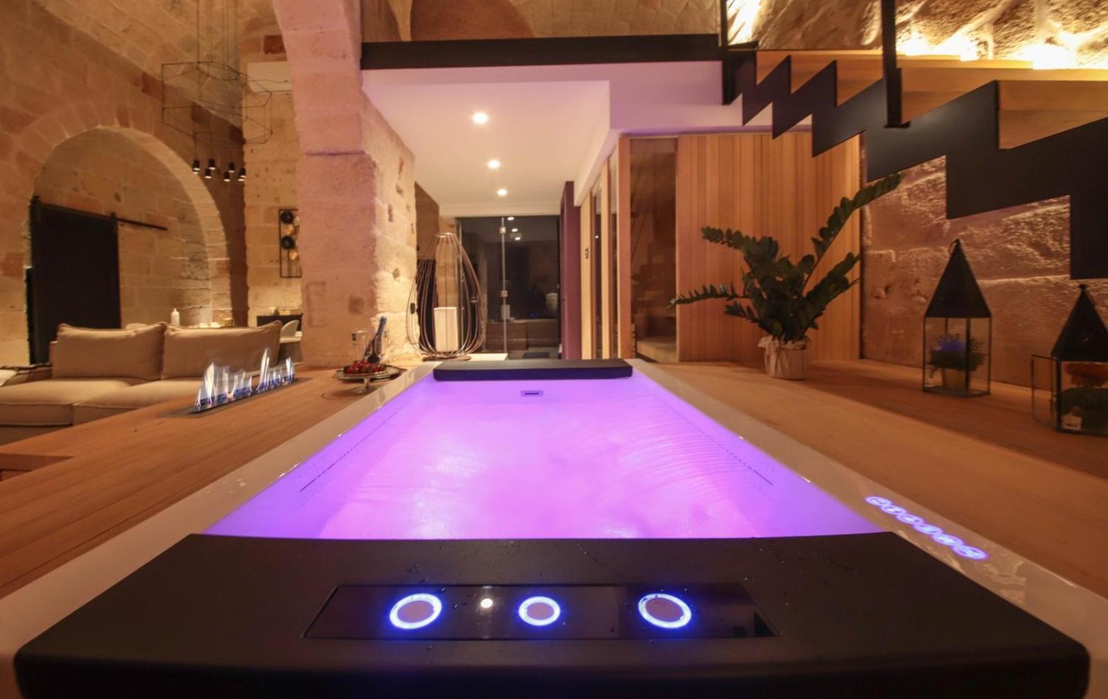Suite & Spa Via Veneto Монополи Экстерьер фото